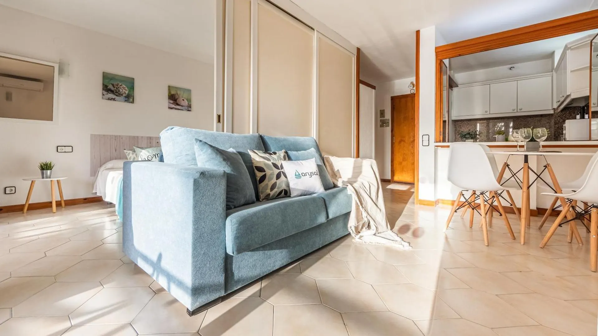 Novelty I Arysal 1 Lejlighed Salou